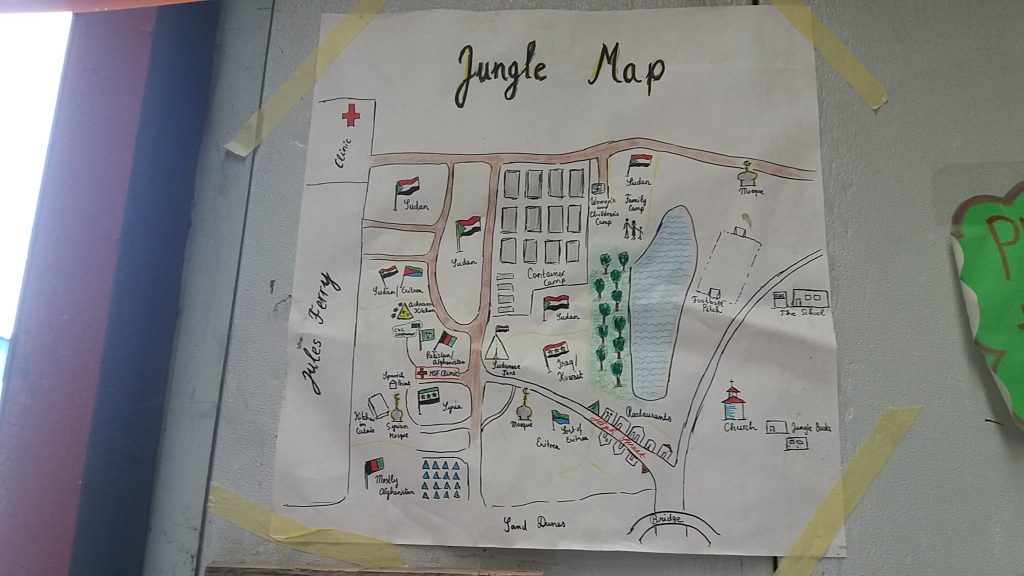 Boceto del mapa del campo de refugiadas en los almacenes de Care4Calais. Foto: AC