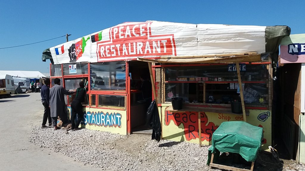 refugiados-calais-3-peace-restaurant